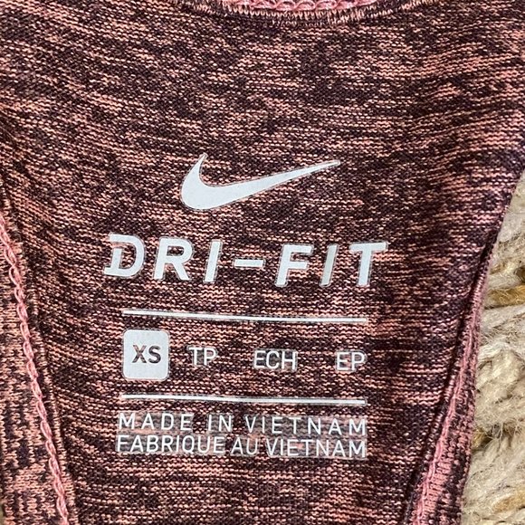 Two Nike Dri Fit Womens Sleeveless Shirt -Tank Tops Size XS - Picture 13 of 13